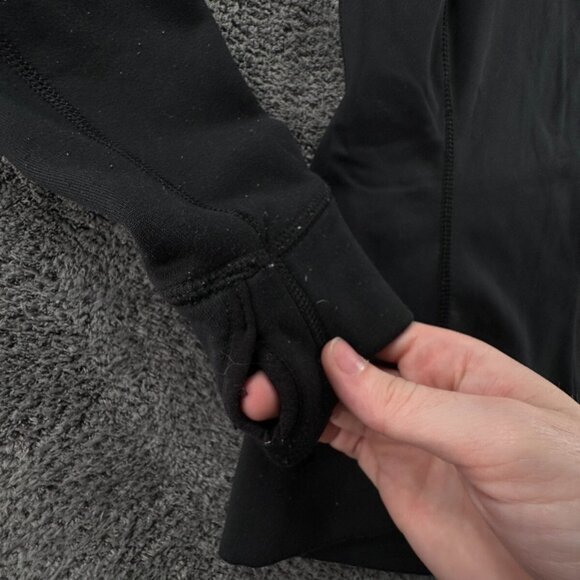 Patagonia Women XS Full Zip Black Jacket USA Made Stretch Adult Outdoors Logo - Picture 13 of 16